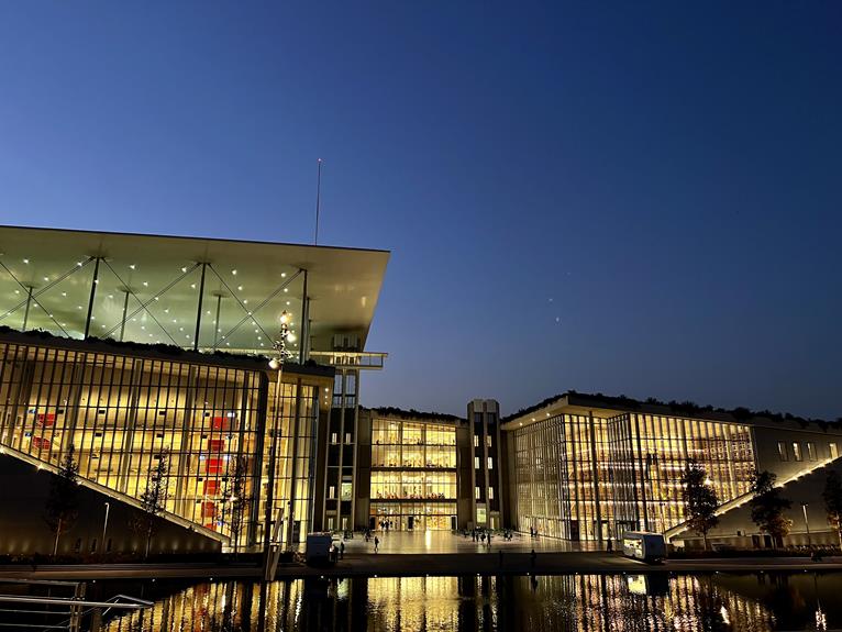 package forwarding in greece